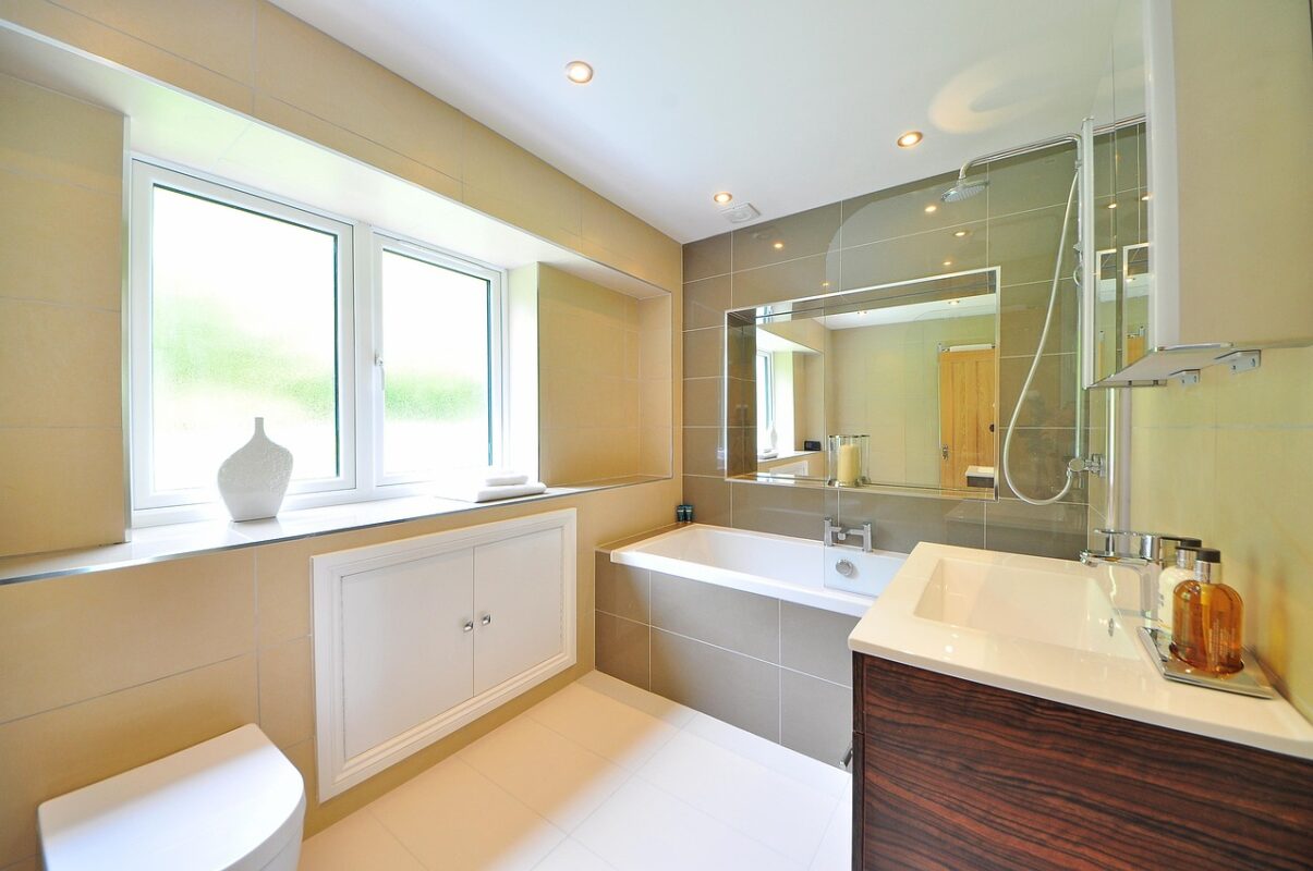 Quel chauffage d’appoint mural choisir pour votre salle de bain ?